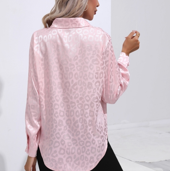 Stylish Pink Printed Collared Button-Down Shirt - Picture 8 of 11